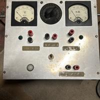 Alimentatore per apparati valvolari.