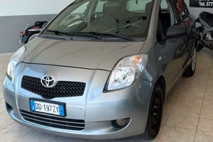 Toyota Yaris 1.4 D-4D 5 porte Sol