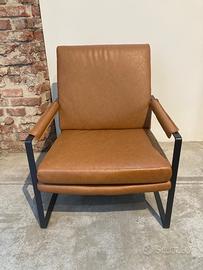 Poltrona ecopelle marrone