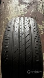 4  Pneumatici estivi 215-50-18 92V