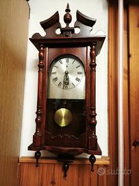orologio a pendolo