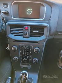 Volvo v40 cross country 