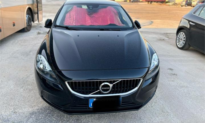 Volvo v40 2016 d2 120cv