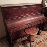 Pianoforte a Muro Vintage 