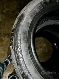 4 gomme 225 60 18 Michelin pari al nuovo