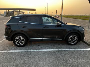 Kia Sportage 1.6 CRDi MHEV DCT Business
