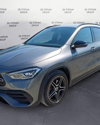 Mercedes-Benz GLA 180 d Automatic Premium NIG...