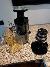 Estrattore di succhi semi professionale Hurom