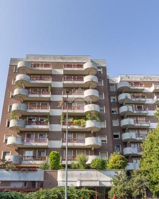4 LOCALI A MILANO