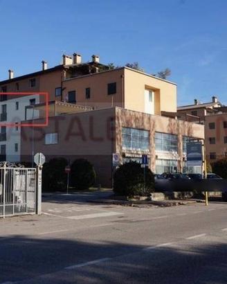 Immobile in asta di 95 m² con 3 locali e box auto 