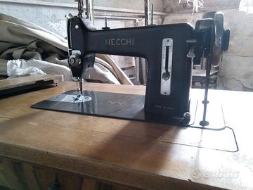 Macchina per cucire Necchi