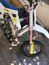  Husqvarna 