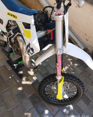  Husqvarna 