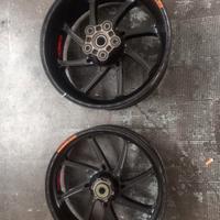 cerchi magnesio moto2