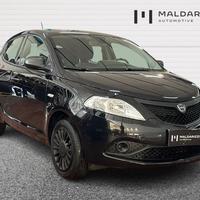 LANCIA Ypsilon 1.0 firefly hybrid Silver s&s 70c