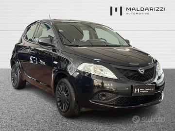 LANCIA Ypsilon 1.0 firefly hybrid Silver s&s 70c