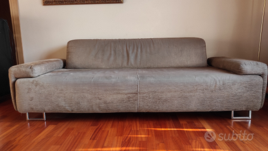 Divano Maxim con pouf