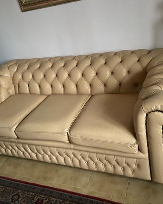 divano chesterfield