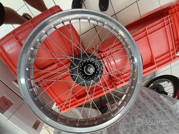 CERCHIO AKRONT DA 21 CON 36 RAGGI BOLLINO GIALLO