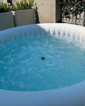 Piscina idromassaggio