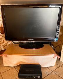 Tv Samsung 22" con digitale terrestre