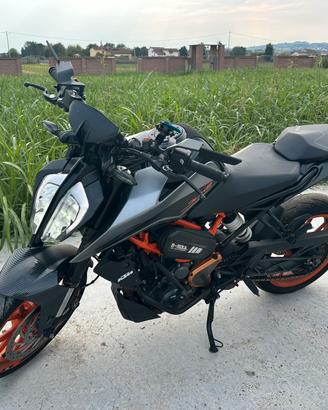 KTM DUKE 390 2021
