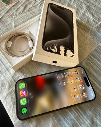 Iphone 15 pro titanio nero 256gb batteria nuova