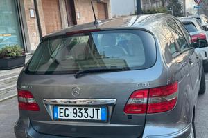 MERCEDES CLASSE B 180 EXECUTIVE