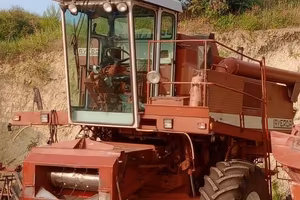 Mietitrebbia Laverda 3350al