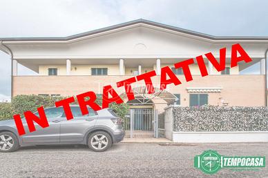 AMPIO DUE LOCALI MANSARDATO CON DOPPI SERVIZI, TER