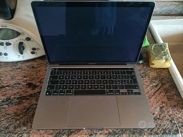 Macbook Pro 13" M2, 2022 1Tb, monitor non funziona