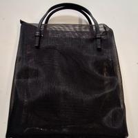 Borsetta artigianale in tulle rigido