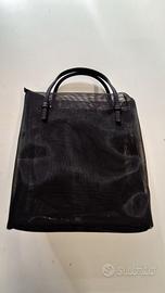 Borsetta artigianale in tulle rigido