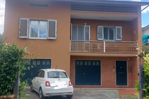 Casa singola con giardino