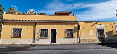 Casa singola con terrazza a Giardini Naxos