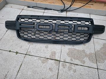 Grilla Ford Ranger