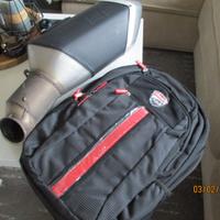 ducati- hypermotard- 821- terminale+ zaino ducati