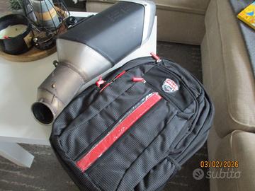 ducati- hypermotard- 821- terminale+ zaino ducati