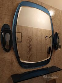 Specchio in cristallo da bagno con luci laterali