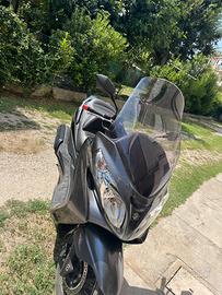 Suzuki burgman 400