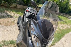 Suzuki burgman 400