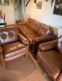 Divano in vera pelle vintage