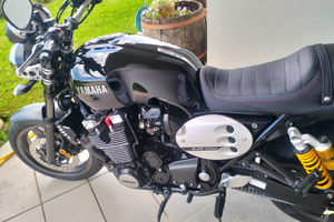 Yamaha XJR 1300