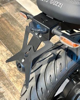 Kit porta targa V7 850 e5