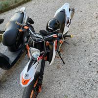 KTM 690 smc