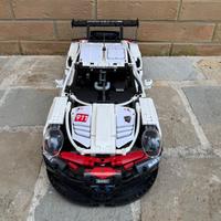 Set da assemblare technic Porsche 911 RSR 42096