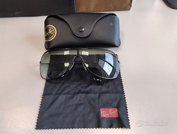 RAY-BAN  by  LUXOTTICA
