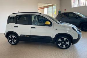 Fiat Pandina 1.0 Hybrid CROSS 2025 Prezzo vero