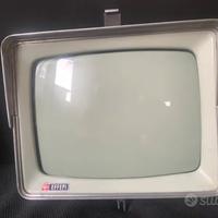 vecchio televisore portatile , vintage