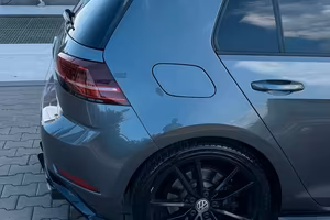 GOLF 7.5 R